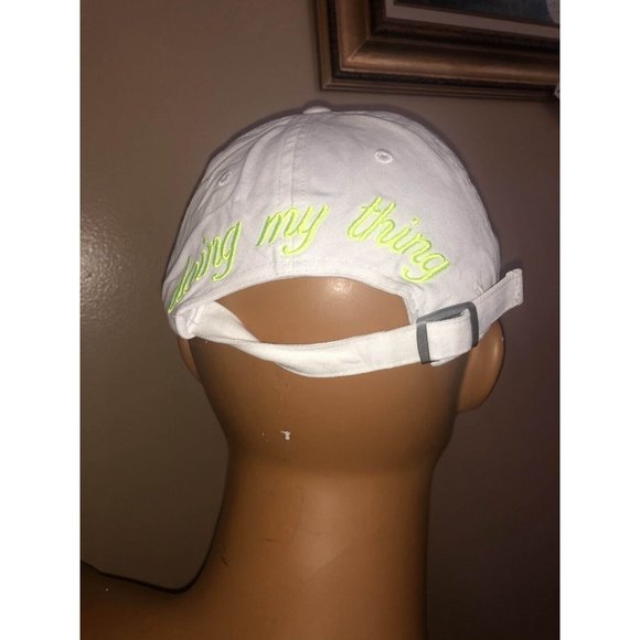 Victoria’s Secret Brand White 100% Cotton Pink Hat Logo Baseball Cap Hat - Picture 3 of 3